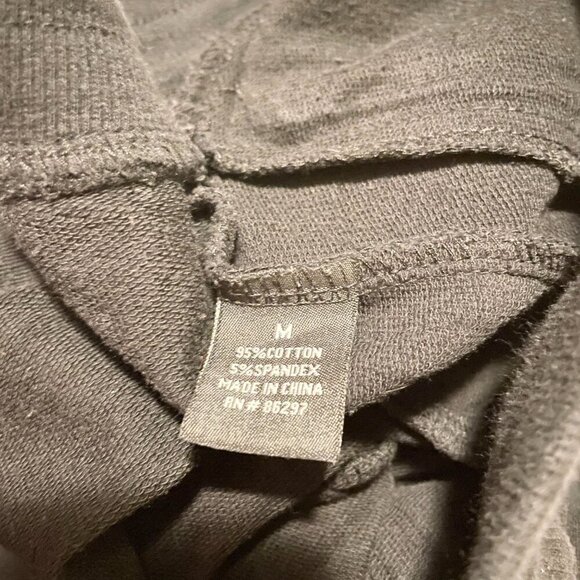 BCBG Cropped Sweat Pants Butterfly Womens Size Medium Capri Bottoms - Picture 7 of 16